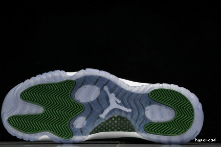 Hyperoad Air high Jordan 11 1002